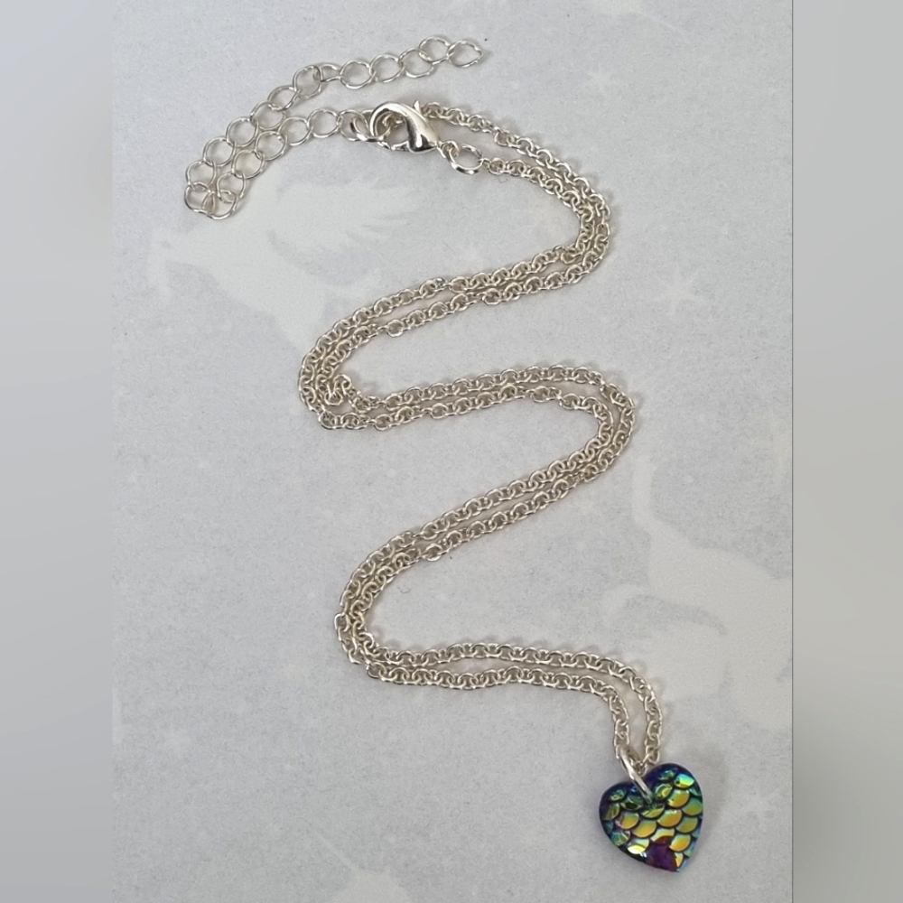 Necklace | Statement Iridescent Heart Pendant | Mermaidcore | Fashion Jewellery. - Picture 4 of 9